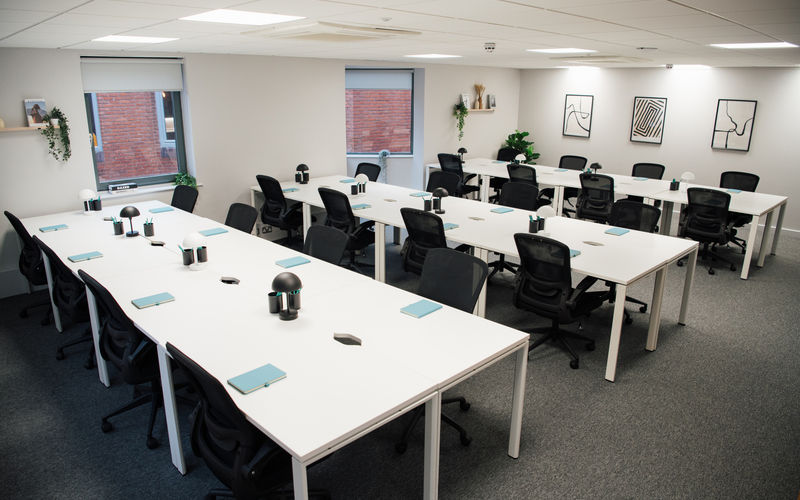 32 Park Cross Street, West Yorkshire Image 6