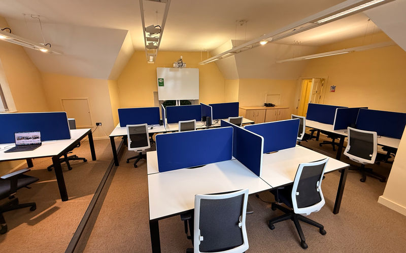 Church Road, Shaw Image 4