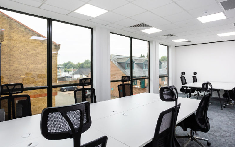 Church Road, Shaw Image 3