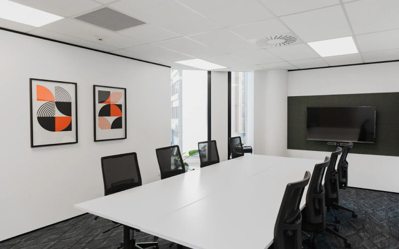 134 Queens Drive Hutt Central, Lower Hutt, 4 DESKS 134 Queens Drive Hutt Central, Lower Hutt Image 1