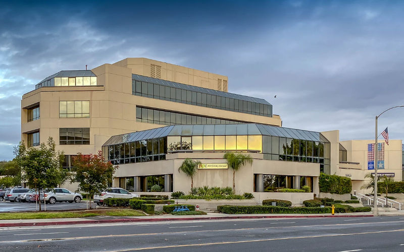 15141 Whittier Blvd, Whittier, 105 DESKS 15141 Whittier Blvd, Whittier Image 1