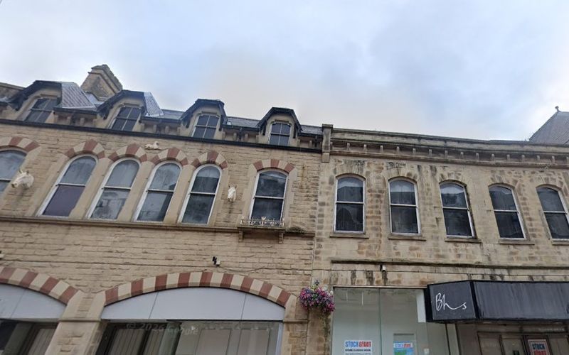 32 Westgate, Mansfield, 50 DESKS 32 Westgate, Mansfield Image 1