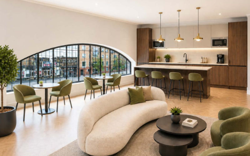 121 Westminster Bridge Road, London Image 1