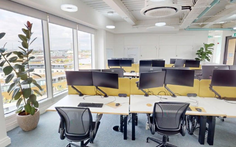 27 Goswell Rd Barbican, London, 45 DESKS 27 Goswell Rd Barbican, London Image 1