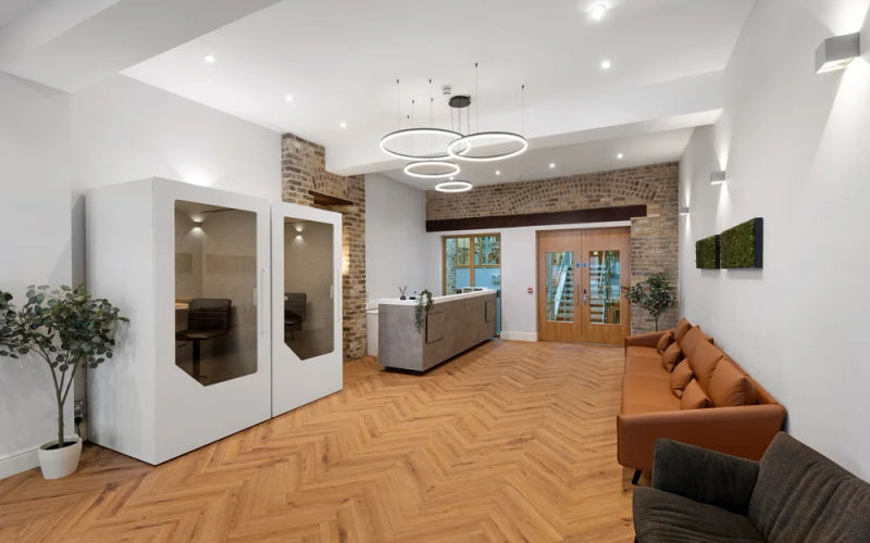 42/43 Westland Exchange, Dublin 2 Image 1