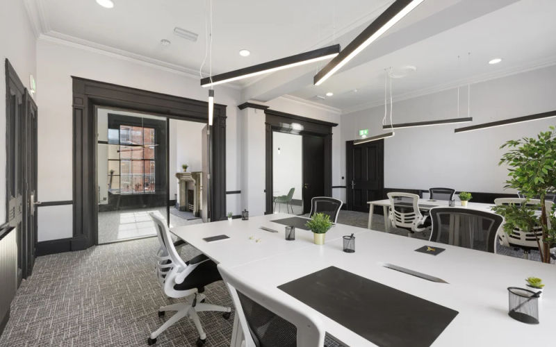 22/23 Pembroke Street Upper, Dublin 2 Image 1