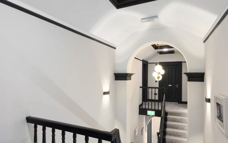 22/23 Pembroke Street Upper, Dublin 2 Image 1
