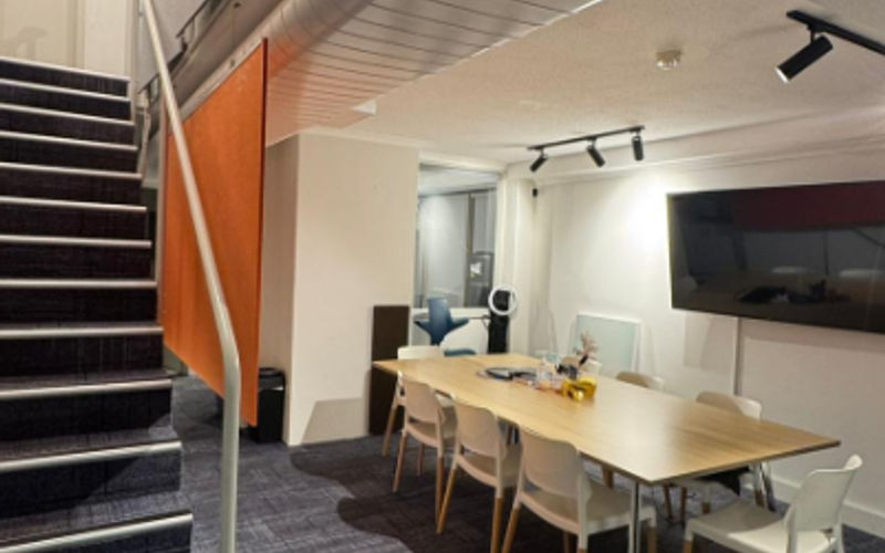174-180 Pacific Highway, North Sydney, 7 DESKS 174-180 Pacific Highway, North Sydney Image 1