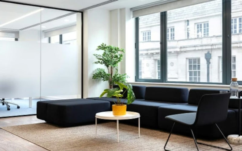 36 King Street, London Image 1