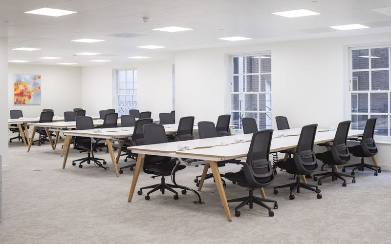 42 Trinity Square, London Image 1