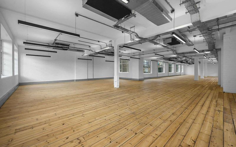 74-77 White Lion St, London Image 1