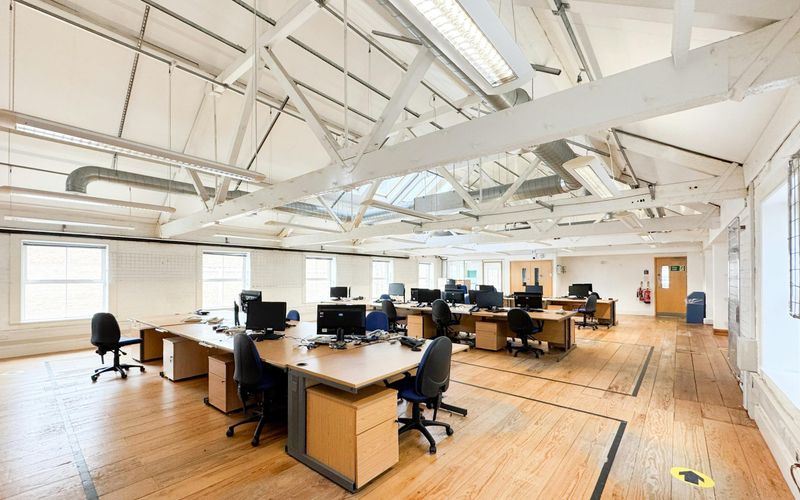 20 Conduit Pl Tyburnia, Marylebone Image 1