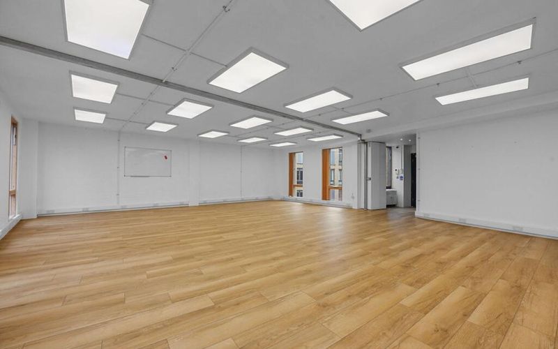 109 Drysdale St, Shoreditch Image 1