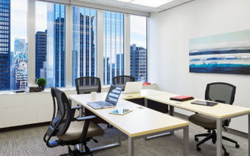 120 Adelaide St W, Toronto, 5 DESKS 120 Adelaide St W, Toronto Image 1