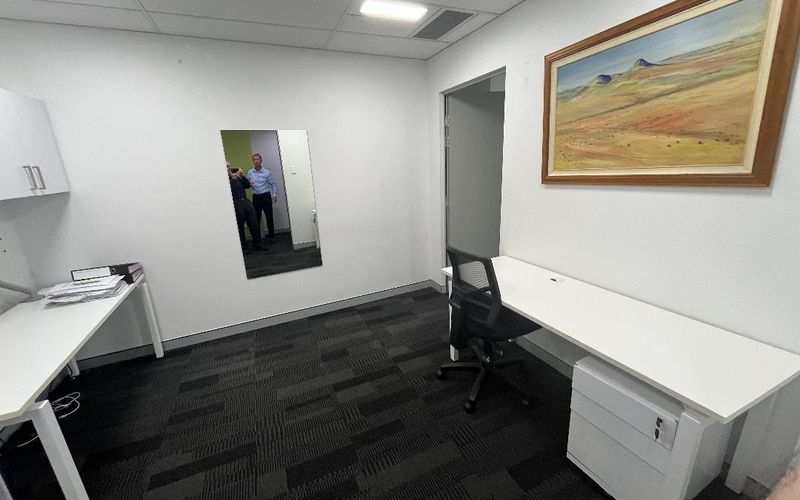 12 O'connell Street, Sydney, 20 DESKS 12 O'connell Street, Sydney Image 1