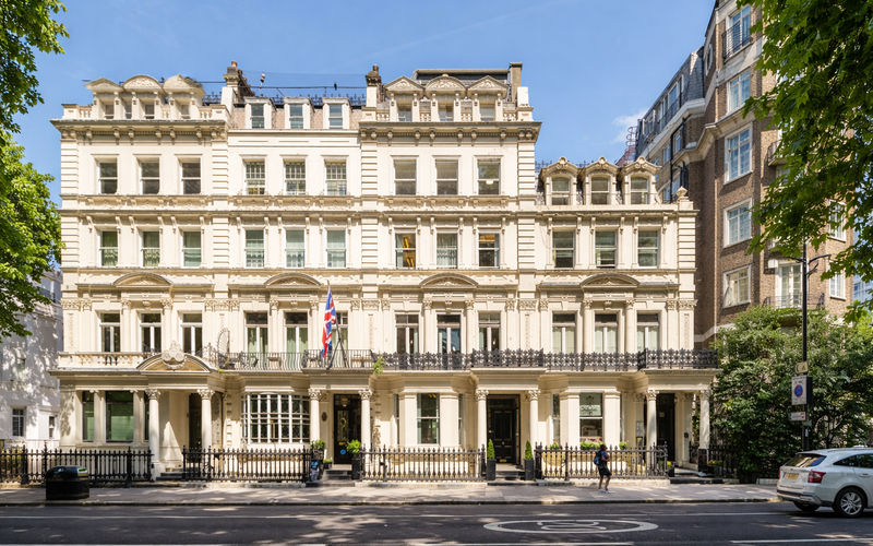 62 Bayswater Rd, London Image 1
