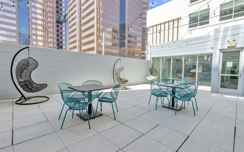 112 N Central Avenue, Phoenix Image 1