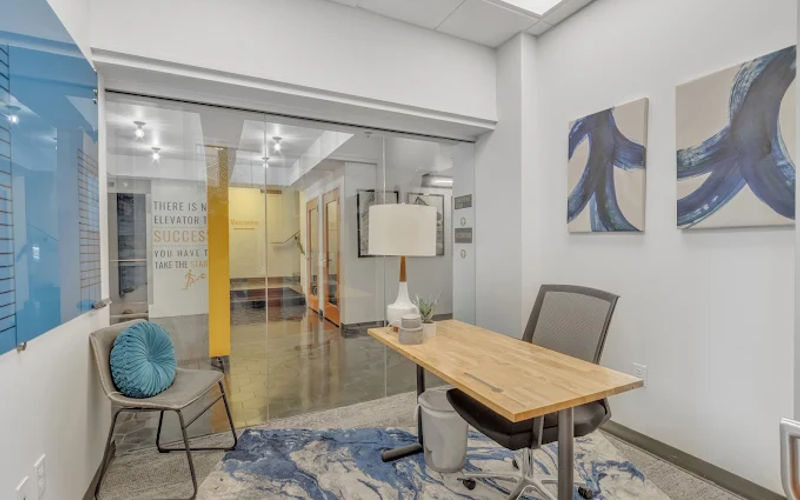 112 N Central Avenue, Phoenix, 75 DESKS 112 N Central Avenue, Phoenix Image 1