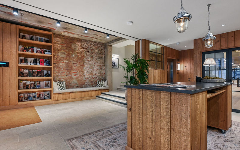 16 Mortimer St, London Image 1