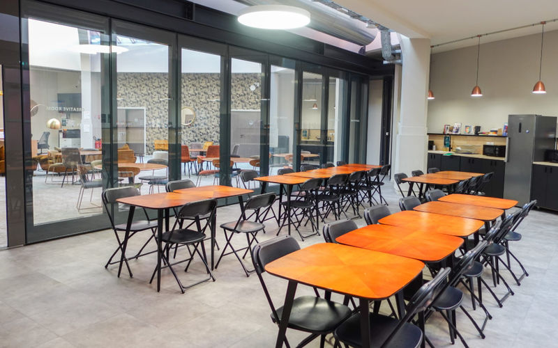 21 Av Thiers, Nice, 15 DESKS 21 Av Thiers, Nice Image 1