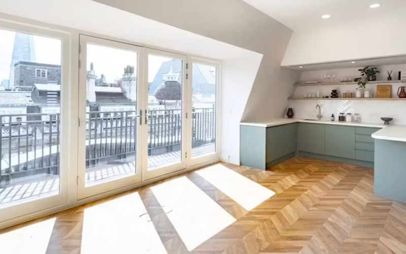 39 Eastcheap, London Image 1