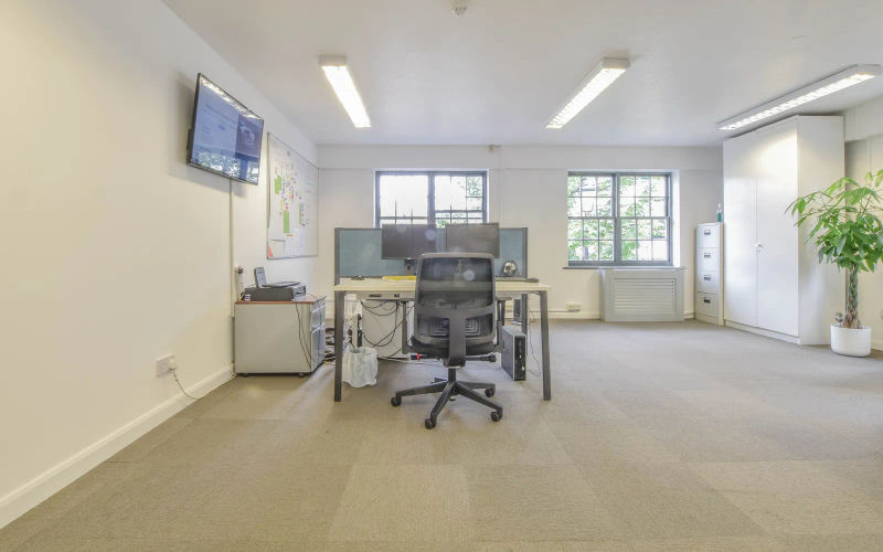 4 Fore Street, Hertfordshire Image 6