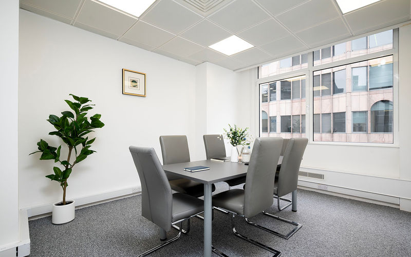 19/21 Great Tower Street, London Image 1