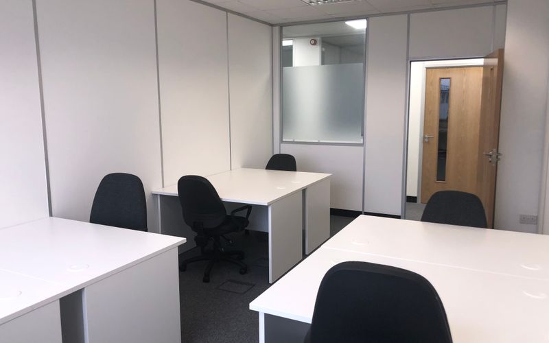 981 Great West Road, Brentford Image 8