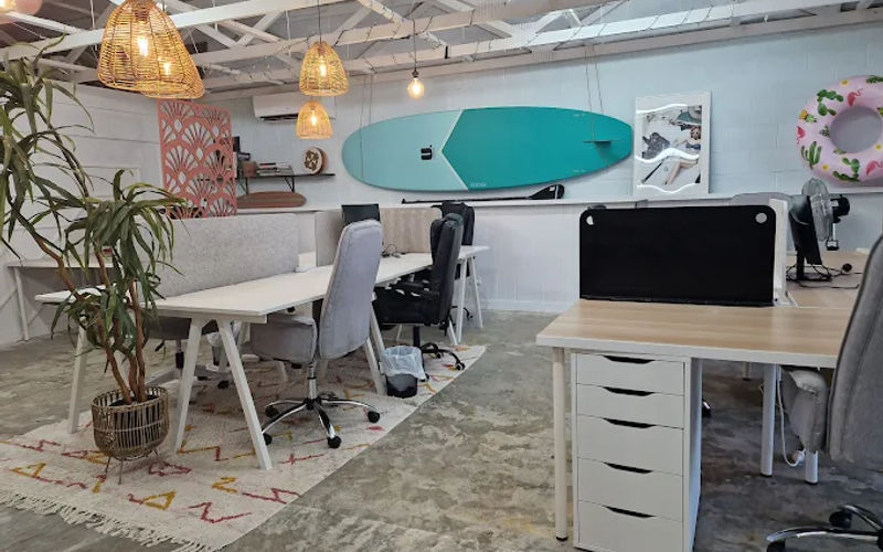 10 Thomas St, Noosaville, 5 DESKS 10 Thomas St, Noosaville Image 1