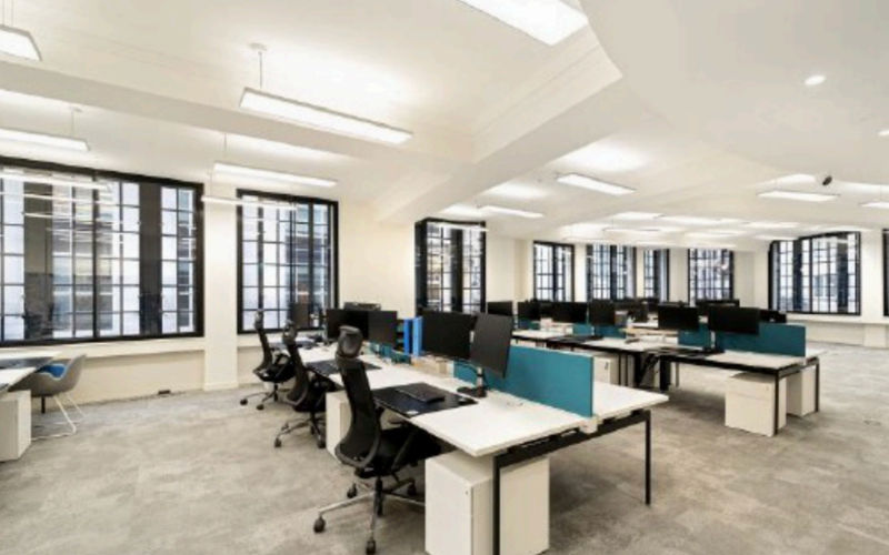 33 Lime Street, London Image 1
