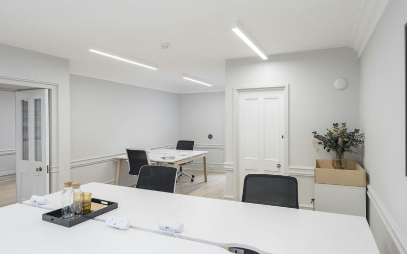 49-51 Monmouth Street, London, 8 DESKS 49-51 Monmouth Street, London Image 1