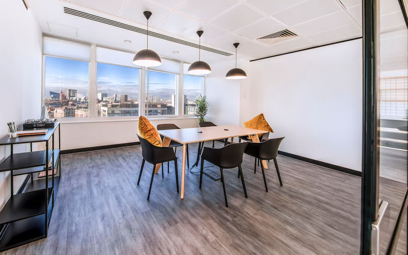 21-24 Millbank Tower, London Image 1