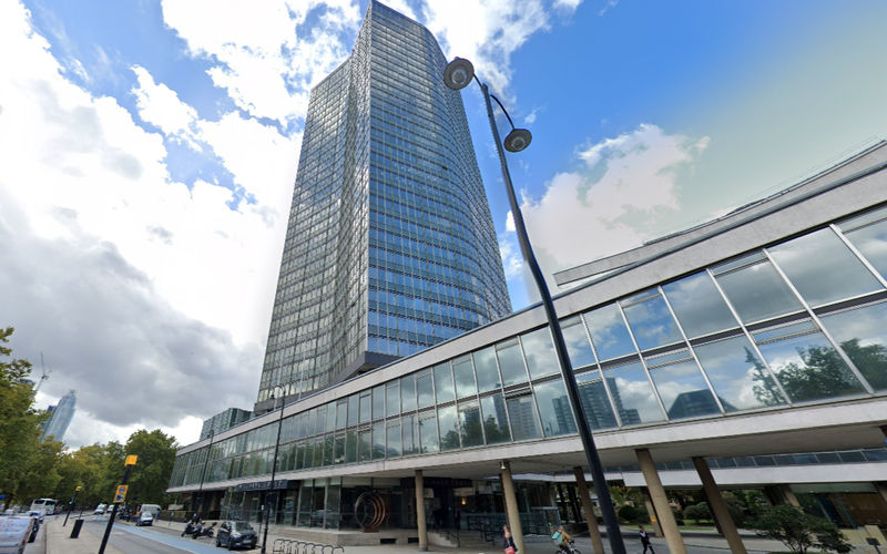 21-24 Millbank Tower, London, 60 DESKS 21-24 Millbank Tower, London Image 1