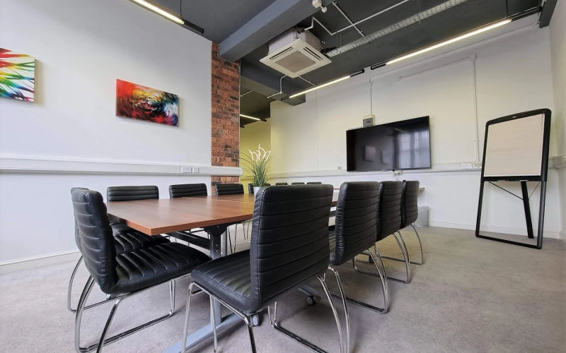 Gipsy Lane, West Midlands Image 6