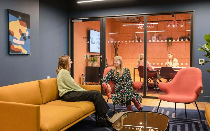 12 Marshgate Lane, London Image 9