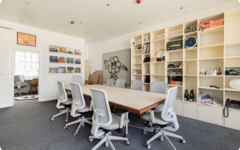 13 Berwick Street, Soho Image 1