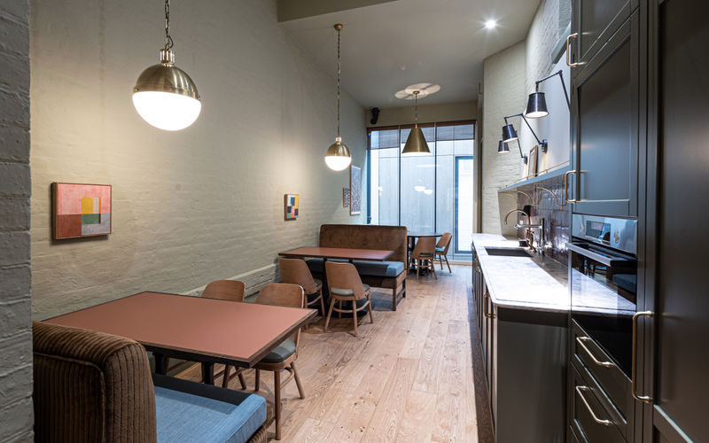 22 Grosvenor Gardens Mews, London Image 1