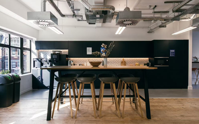 33 Charlotte Street, Fitzrovia Image 9