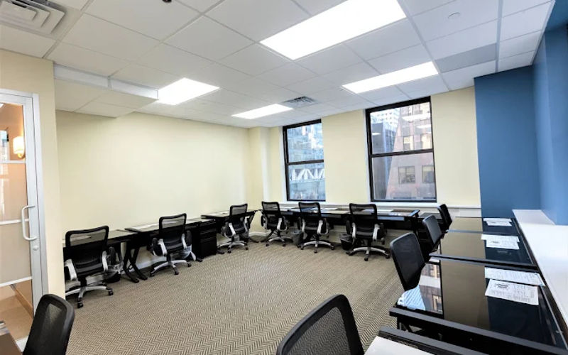 515 Madison Avenue Midtown East Manhattan, New York Image 1