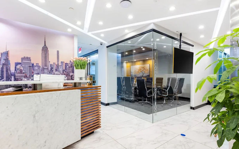 369 Lexington Ave, New York Image 1