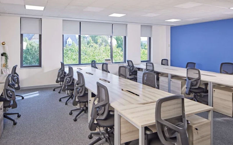 Reeds Crescent, Watford, 22 DESKS Reeds Crescent, Watford Image 1