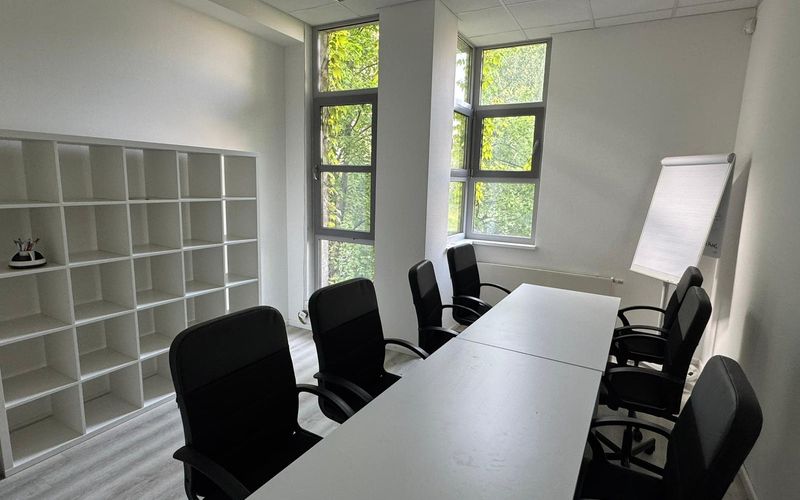 8 Huttenstraße, Berlin Image 1