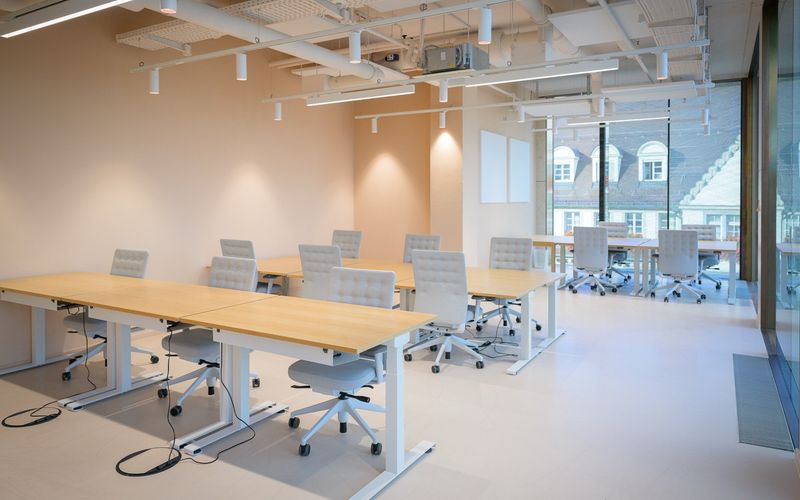 15 Kaufingerstrasse, Munich, 32 DESKS 15 Kaufingerstrasse, Munich Image 1