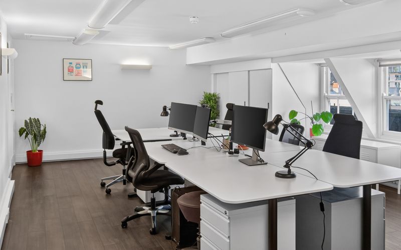 26 Berkeley Square, Bristol, 10 DESKS 26 Berkeley Square, Bristol Image 1
