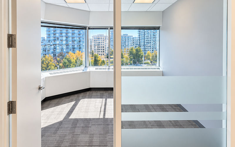 201 City Centre, Mississauga Image 1