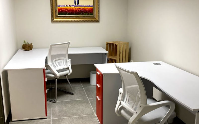 Cnr Helderzicht & Jigger Avenue, Cape Town, 6 DESKS Cnr Helderzicht & Jigger Avenue, Cape Town Image 1