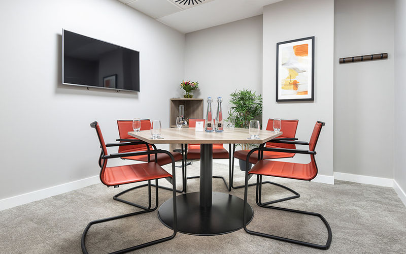 4 Cavendish Square, Greater London Image 1