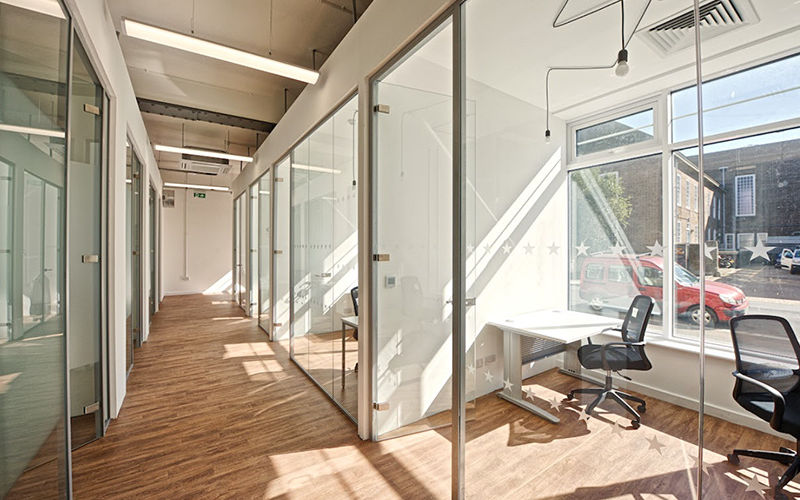 Stoke Abbott Road, Worthing Image 4