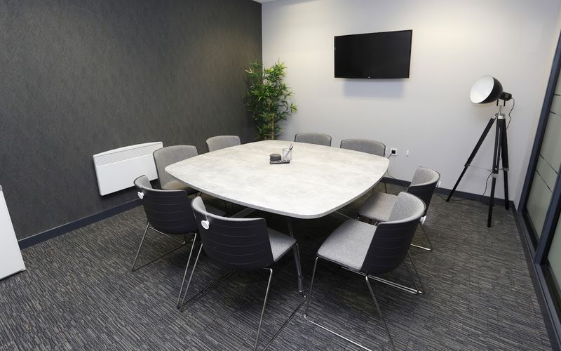 Parkway Court, Oxford Business Park Image 8