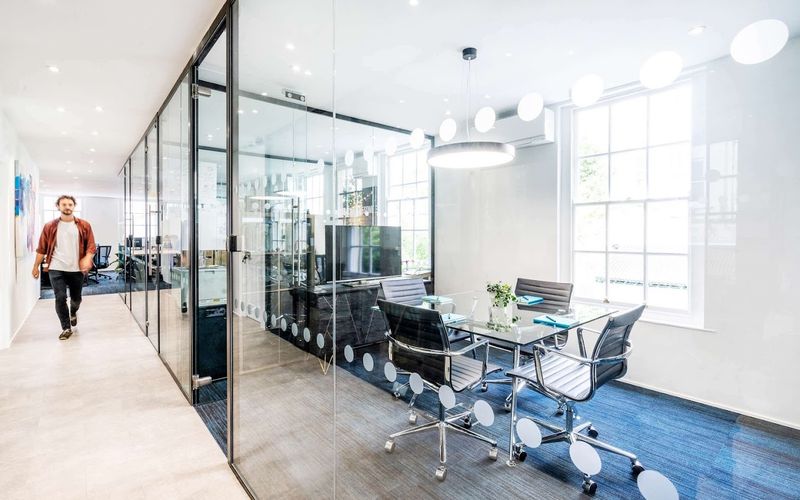 17-18 Berkeley Square, Clifton Bristol Image 10